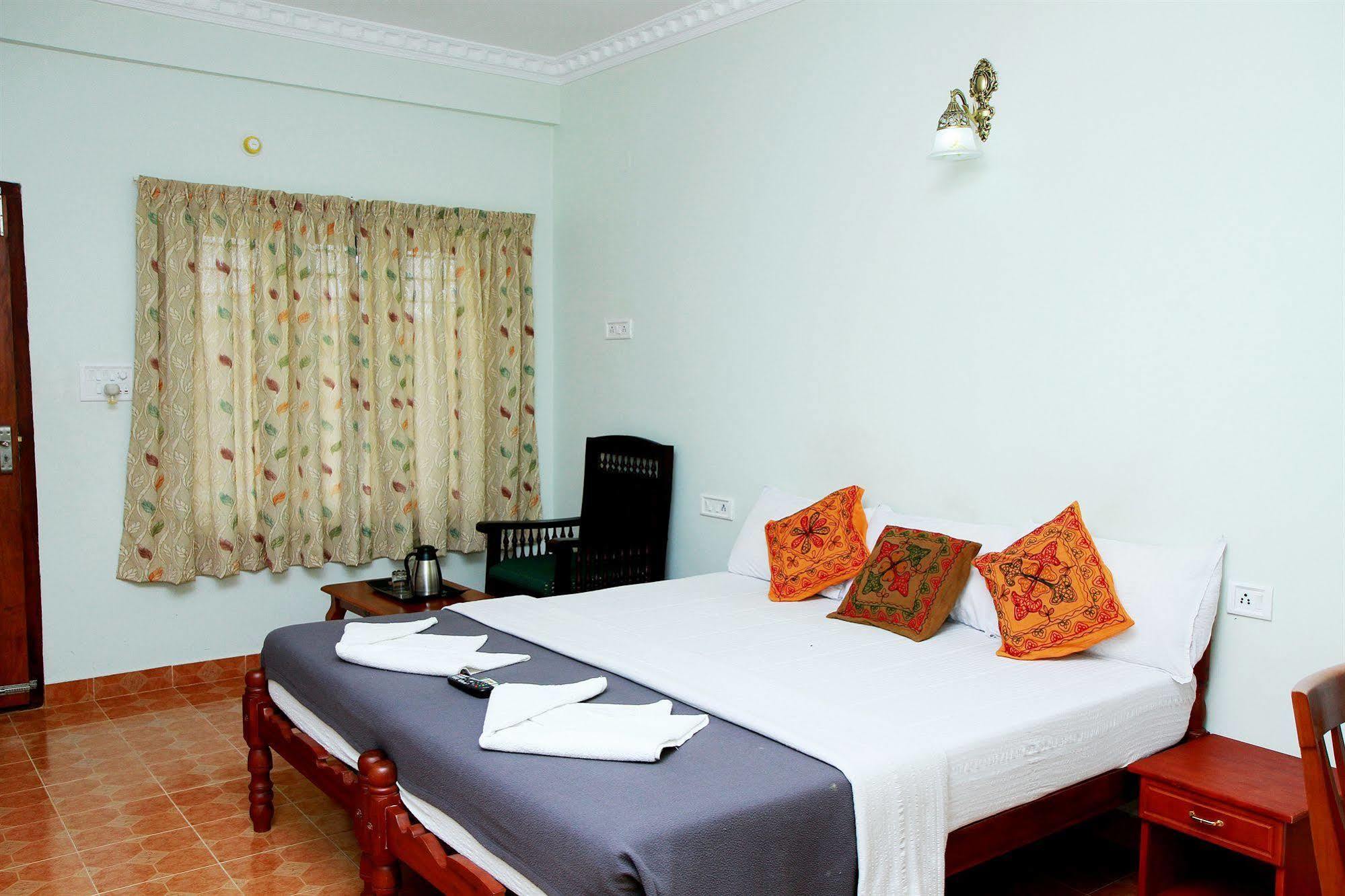 Bed and Breakfast Cosy Regency Alappuzha Exteriér fotografie